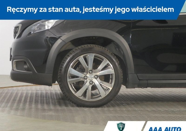 Peugeot 2008 cena 52000 przebieg: 79507, rok produkcji 2016 z Łomża małe 232